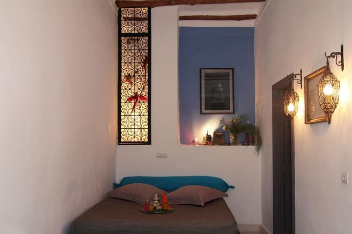 RIAD NAFORA