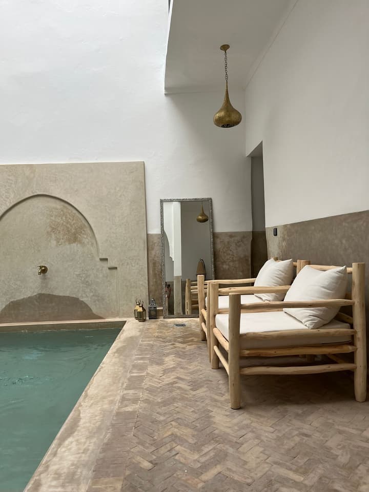 RIAD NAFORA