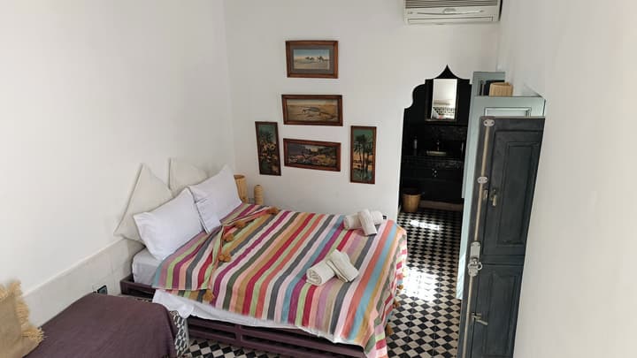 RIAD NAFORA