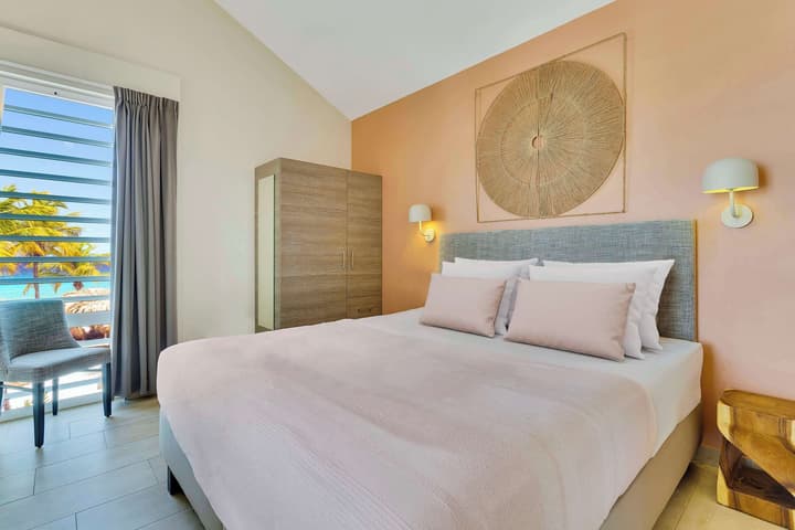 Delfins Beach Resort Bonaire, Tapestry Collection by Hilton