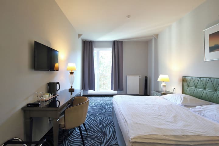 Carlsbad INN hotel & apartments