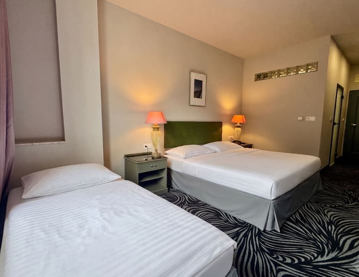Carlsbad INN hotel & apartments