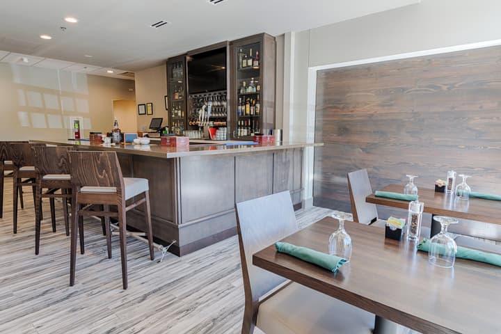 Holiday Inn Knoxville N - Merchant Drive by IHG