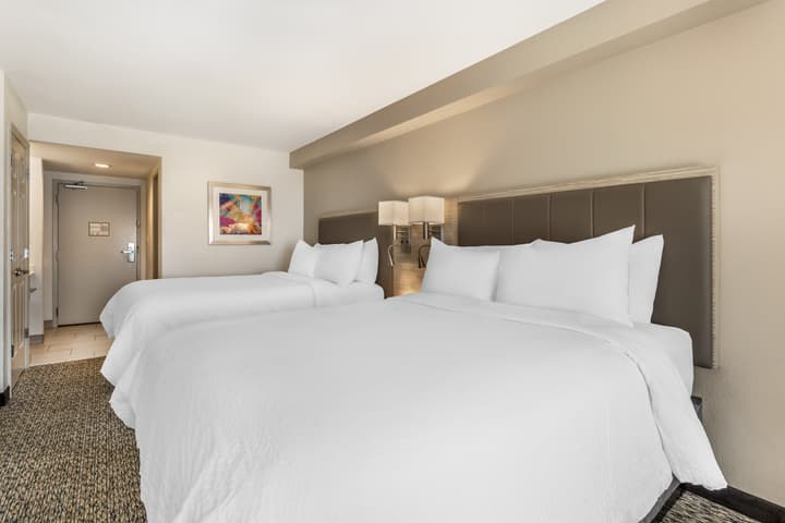 Holiday Inn Knoxville N - Merchant Drive by IHG