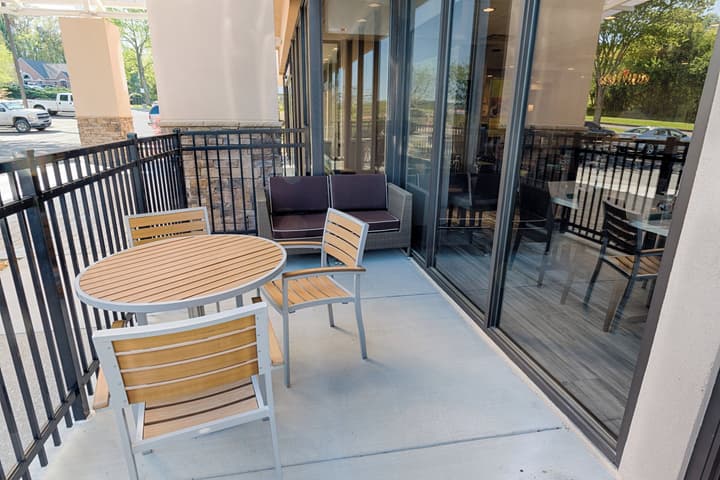 Holiday Inn Knoxville N - Merchant Drive by IHG