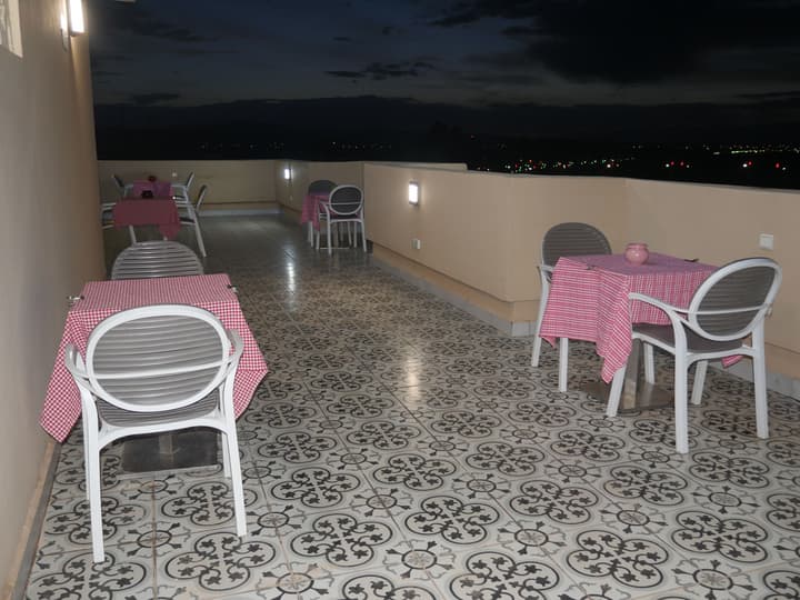 Hotel Rose Valley