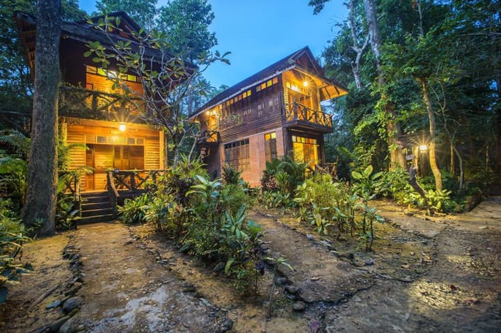Art's Riverview Lodge