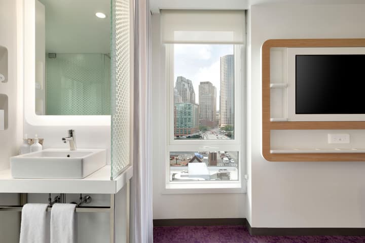 YOTEL Boston, Select by Hilton