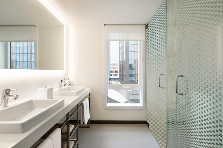 YOTEL Boston, Select by Hilton