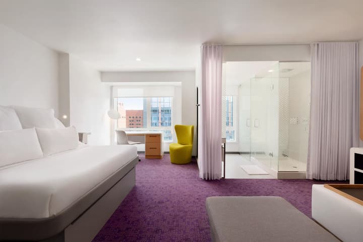 YOTEL Boston, Select by Hilton