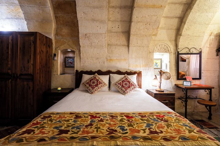 Tulip Cave Suites