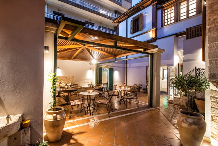 Veneziano Hotel