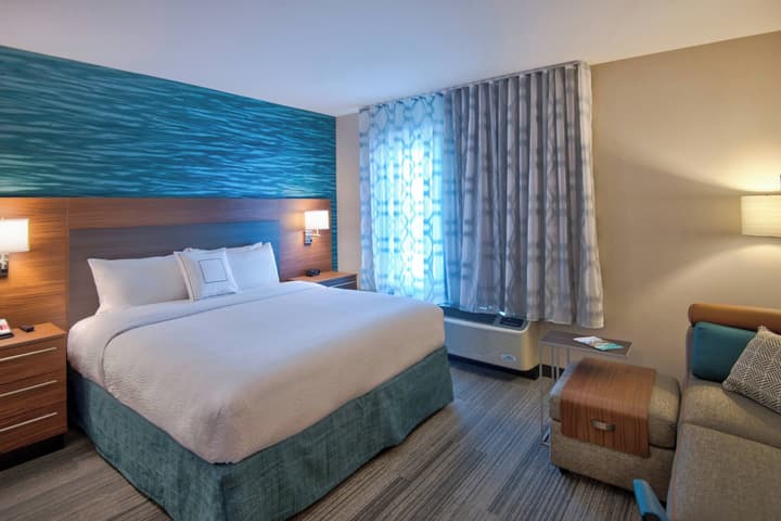 TownePlace Suites by Marriott Miami Airport