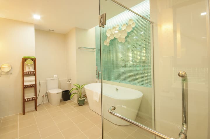 Lotus Blanc Hotel