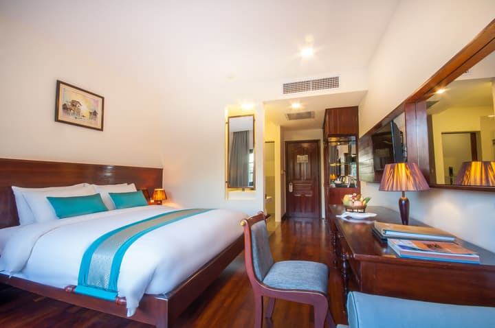 Lotus Blanc Hotel