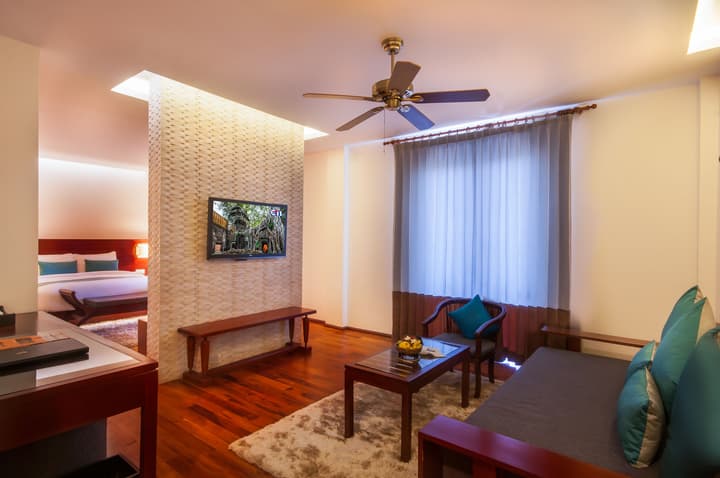 Lotus Blanc Hotel