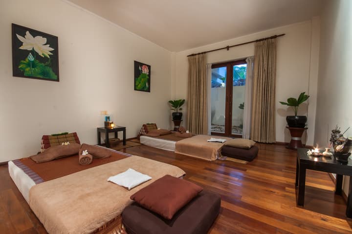 Lotus Blanc Hotel