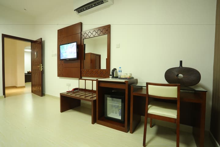Zaki Hotel Apartment