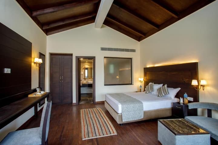 Jungle Villa Resort