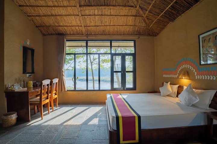 Jungle Villa Resort