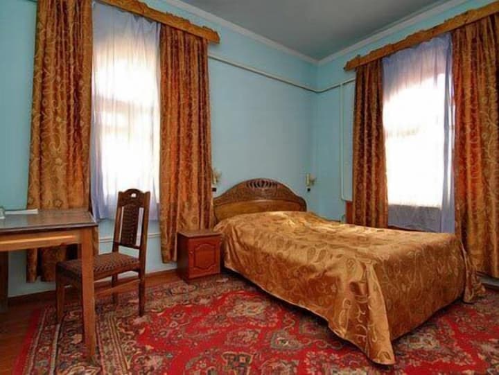 Islambek Hotel & Travel