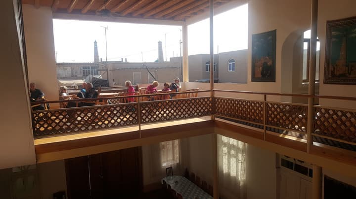 Islambek Hotel & Travel