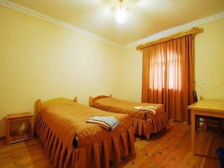 Islambek Hotel & Travel