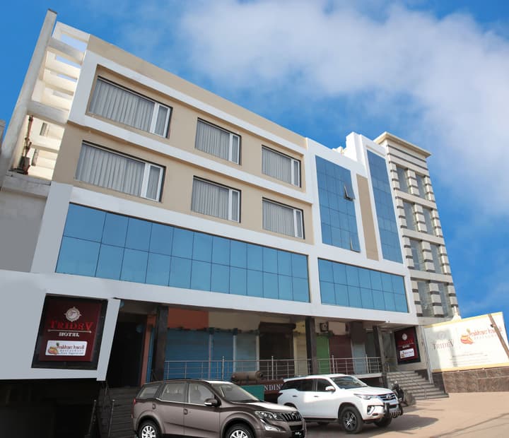 Hotel Tridev