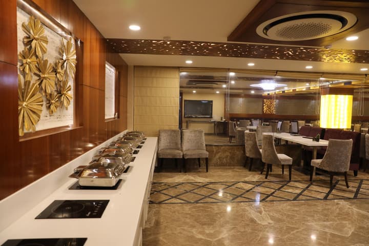 Hotel Tridev