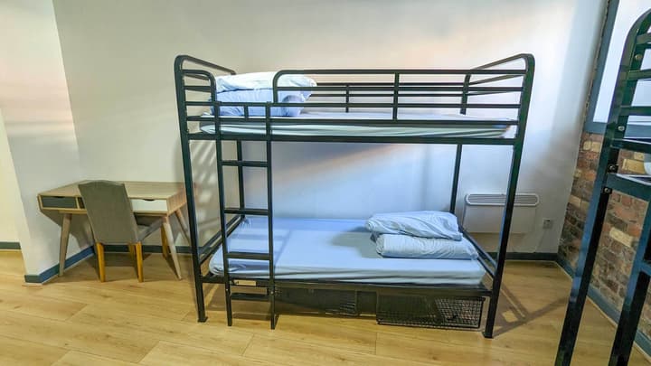 International Inn - Hostel
