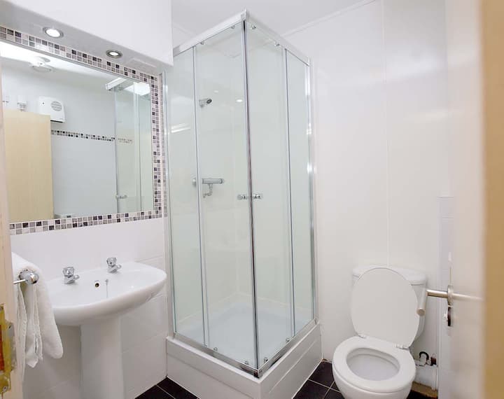 International Inn - Hostel