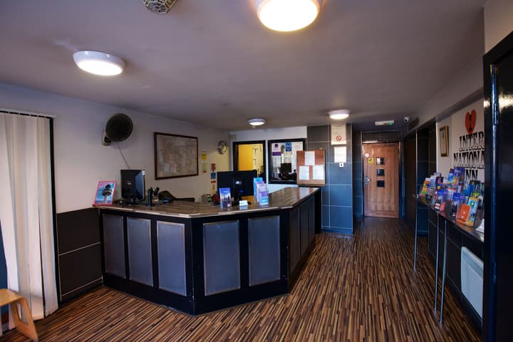 International Inn - Hostel