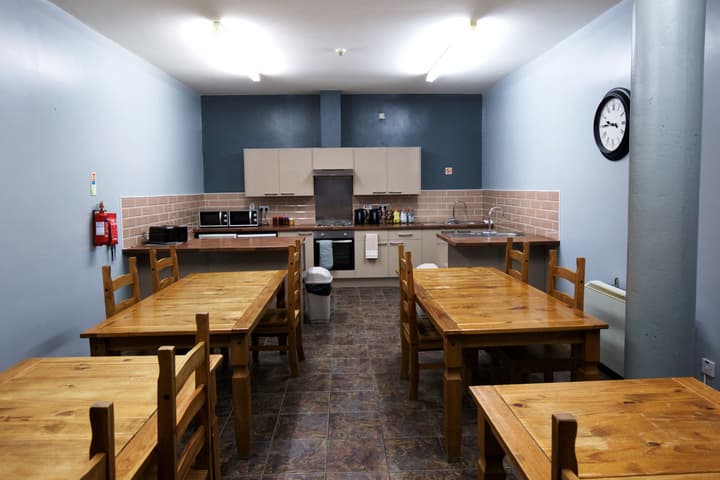 International Inn - Hostel