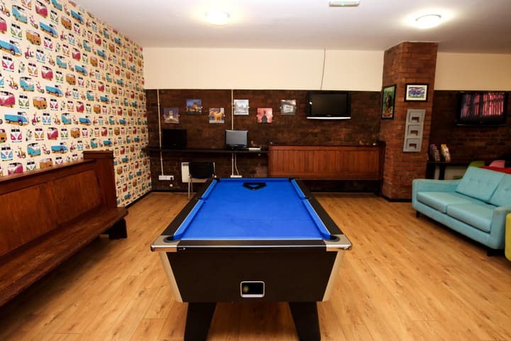 International Inn - Hostel