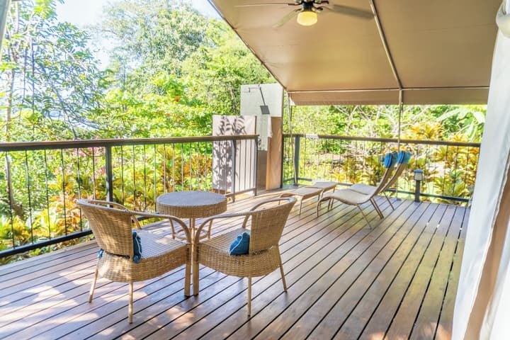 Isla Chiquita Glamping Hotel