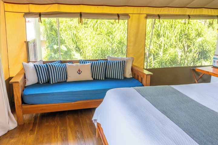 Isla Chiquita Glamping Hotel