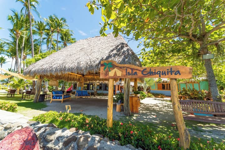Isla Chiquita Glamping Hotel