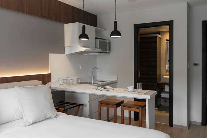 Five Hotel & Residences