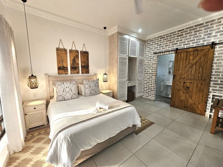 Lalapanzi Guest House
