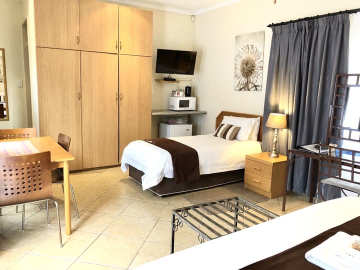 Clubview Guest House