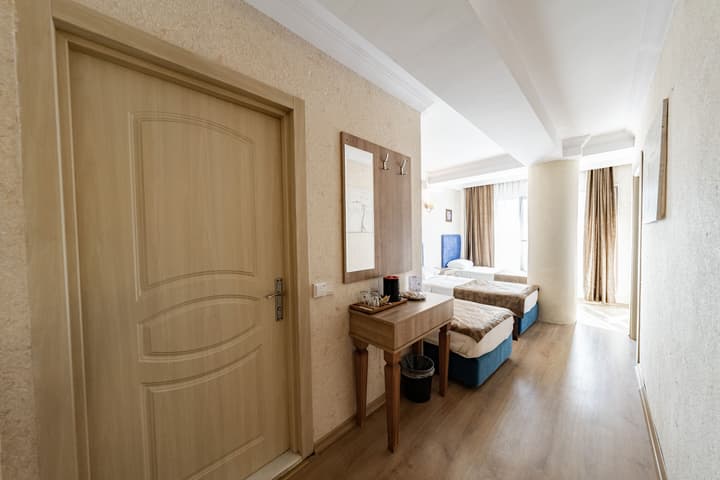 Konur Hotel