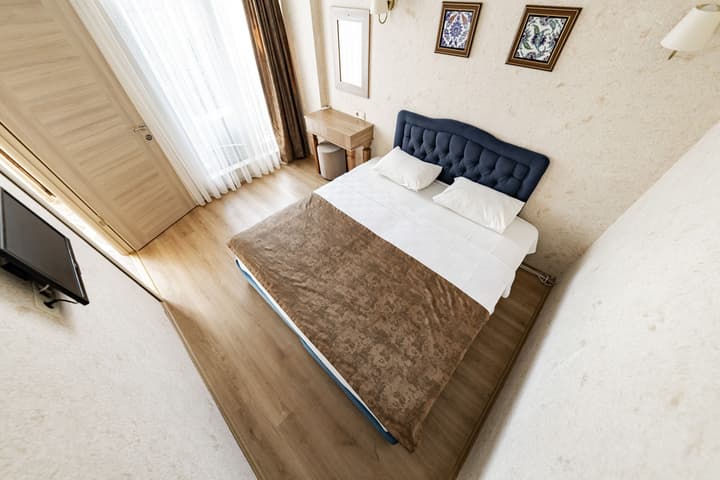 Konur Hotel
