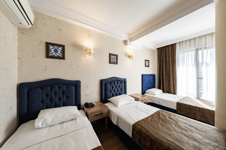 Konur Hotel