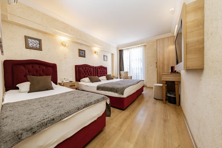 Konur Hotel