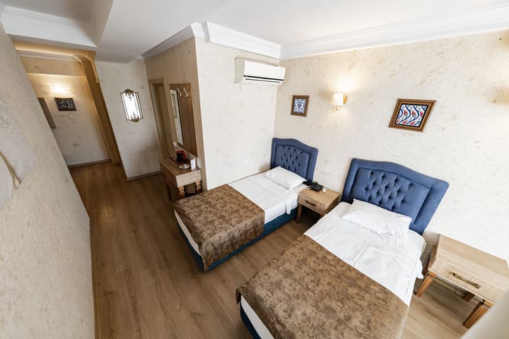 Konur Hotel