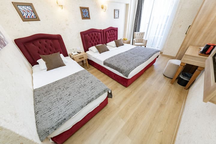 Konur Hotel