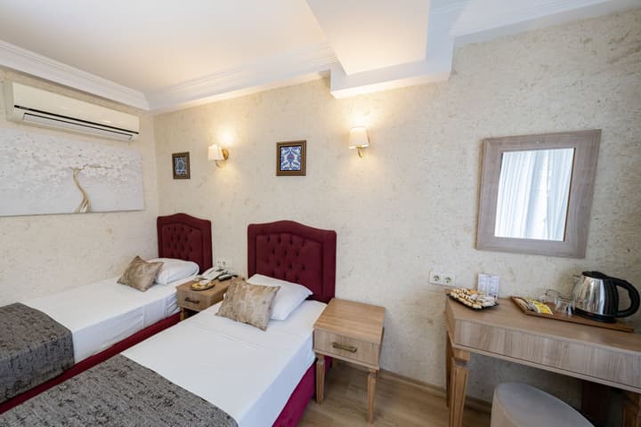 Konur Hotel