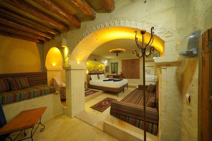 Fosil Cave Hotel