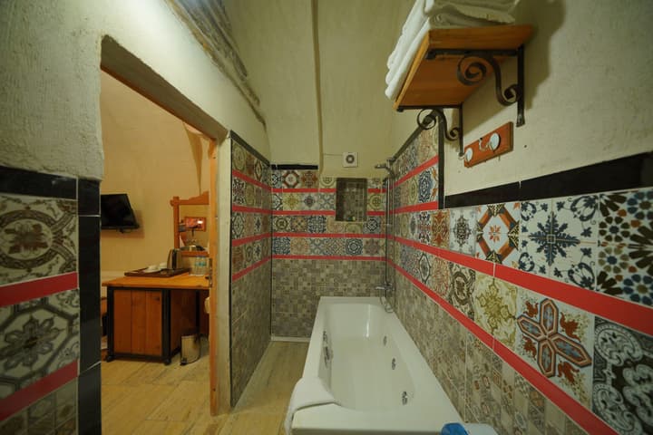 Fosil Cave Hotel