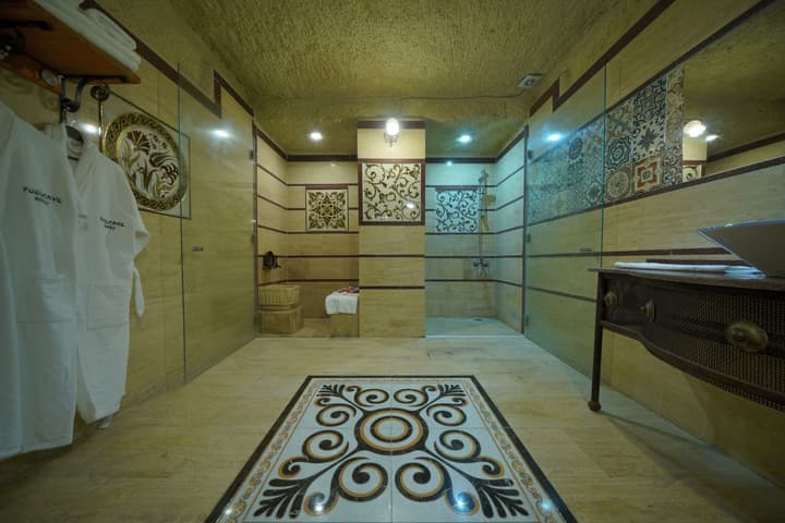 Fosil Cave Hotel